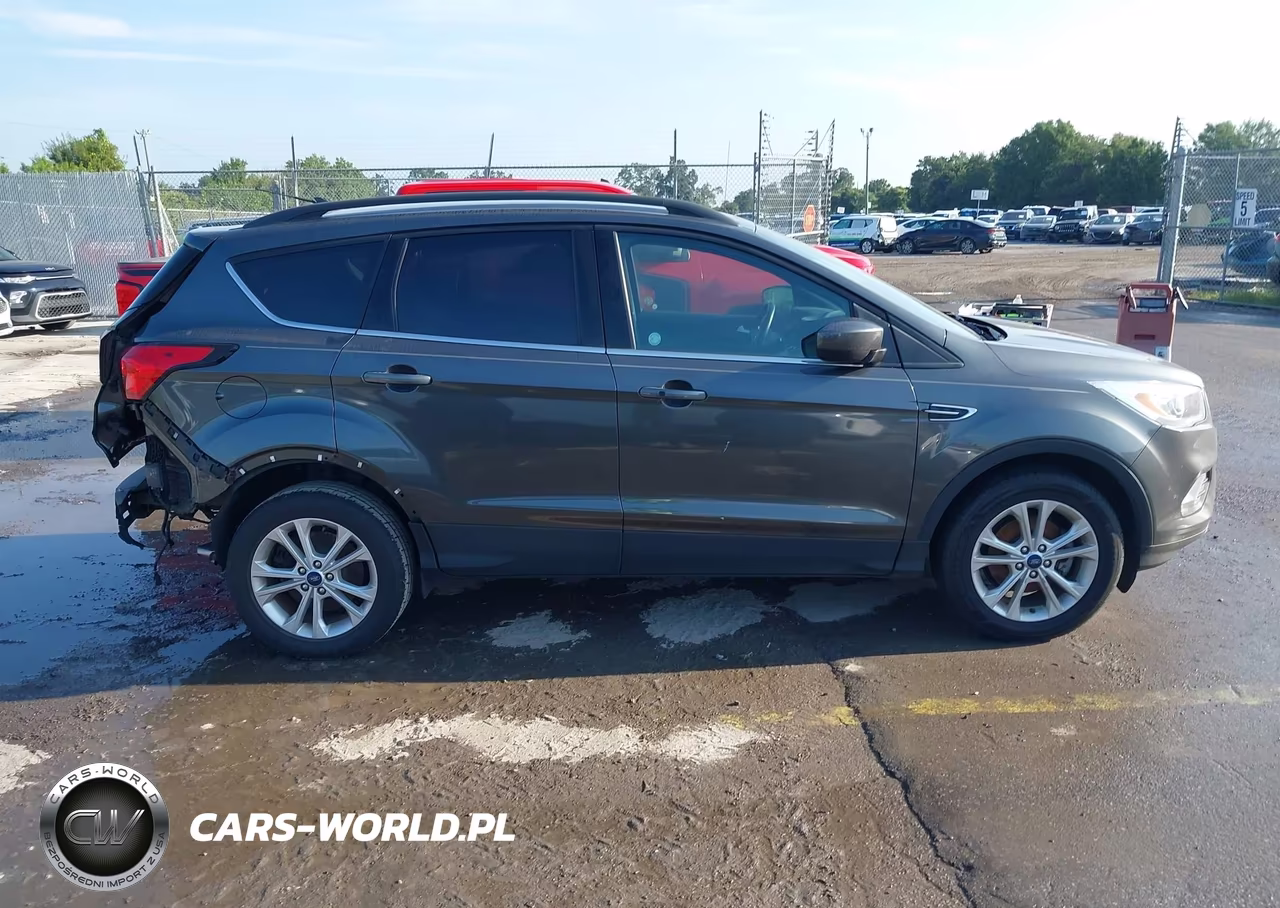2019 Ford Escape Sel VIN:1FMCU0HD7KUA40379 - 13