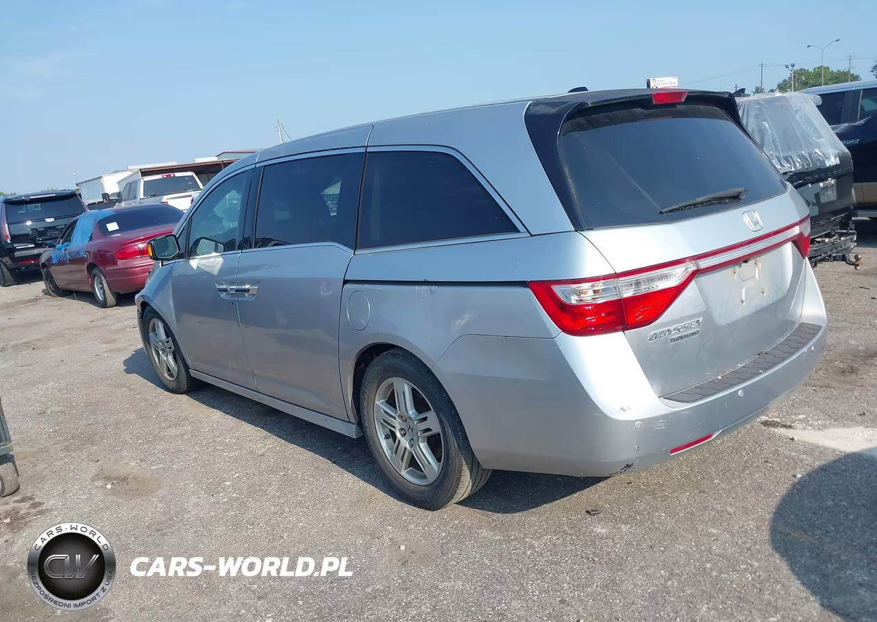2012 Honda Odyssey Touring-Touring Elite VIN:5FNRL5H9XCB016243 - 3