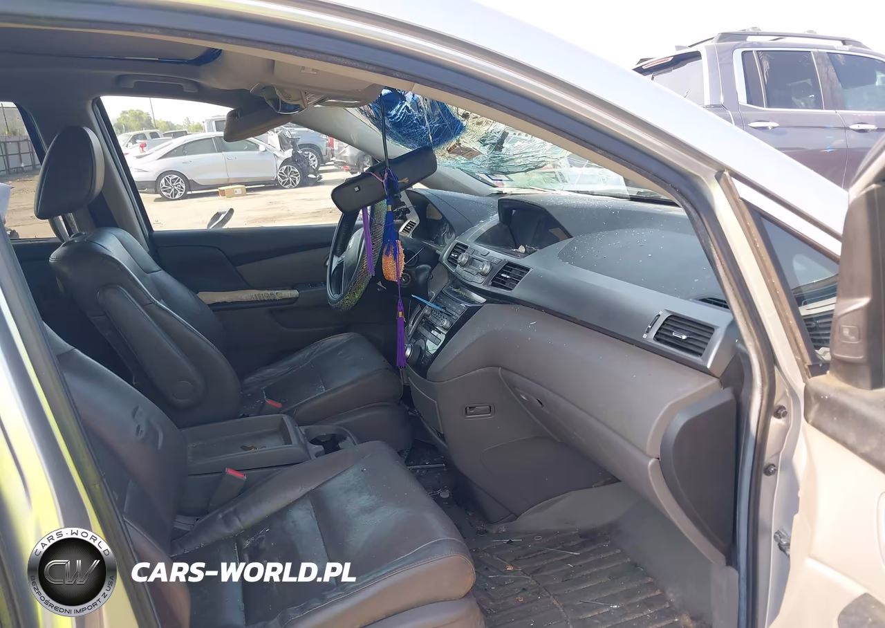 2012 Honda Odyssey Touring-Touring Elite VIN:5FNRL5H9XCB016243 - 5