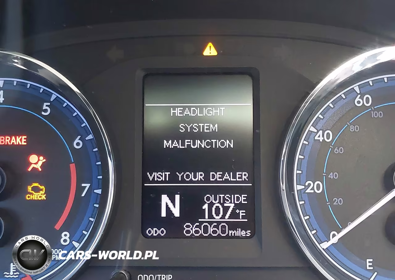 2018 Toyota Corolla Le VIN:5YFBURHE5JP792591 - 16