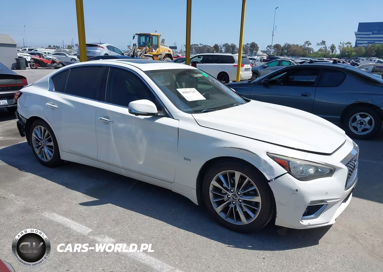 2018 Infiniti Q50 Luxe-Sport