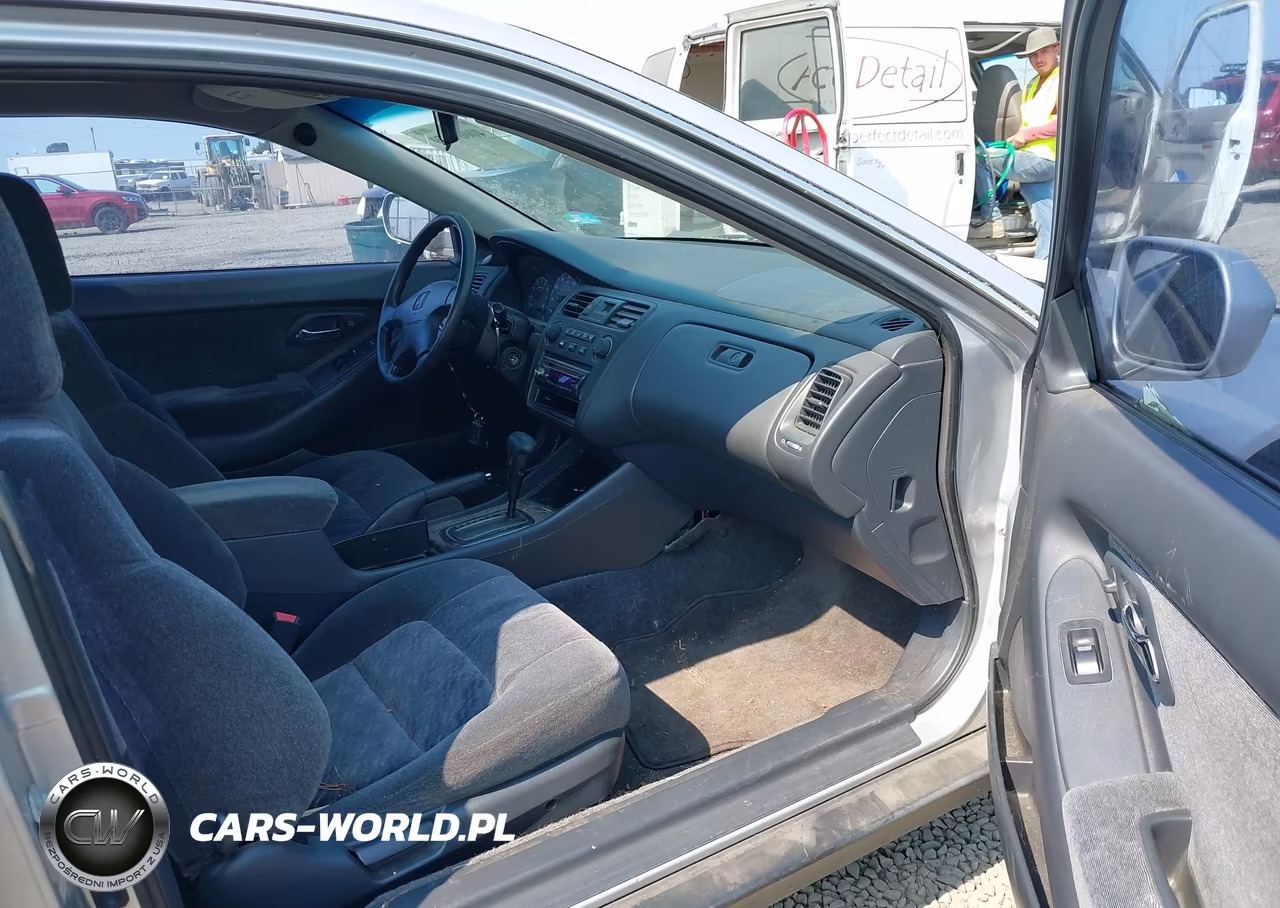 2001 Honda Accord 2.3 Lx VIN:1HGCG32401A016416 - 5