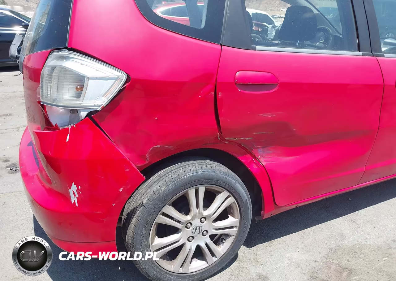 2010 Honda Fit Sport VIN:JHMGE8H47AC012442 - 6