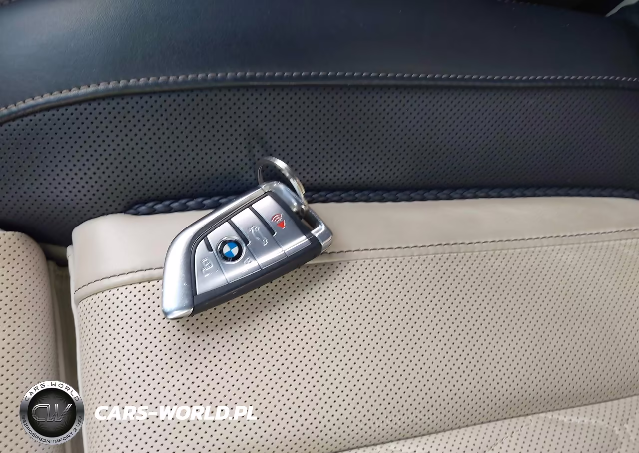 2020 BMW X7 M50I VIN:5UXCX6C07L9B26431 - 11