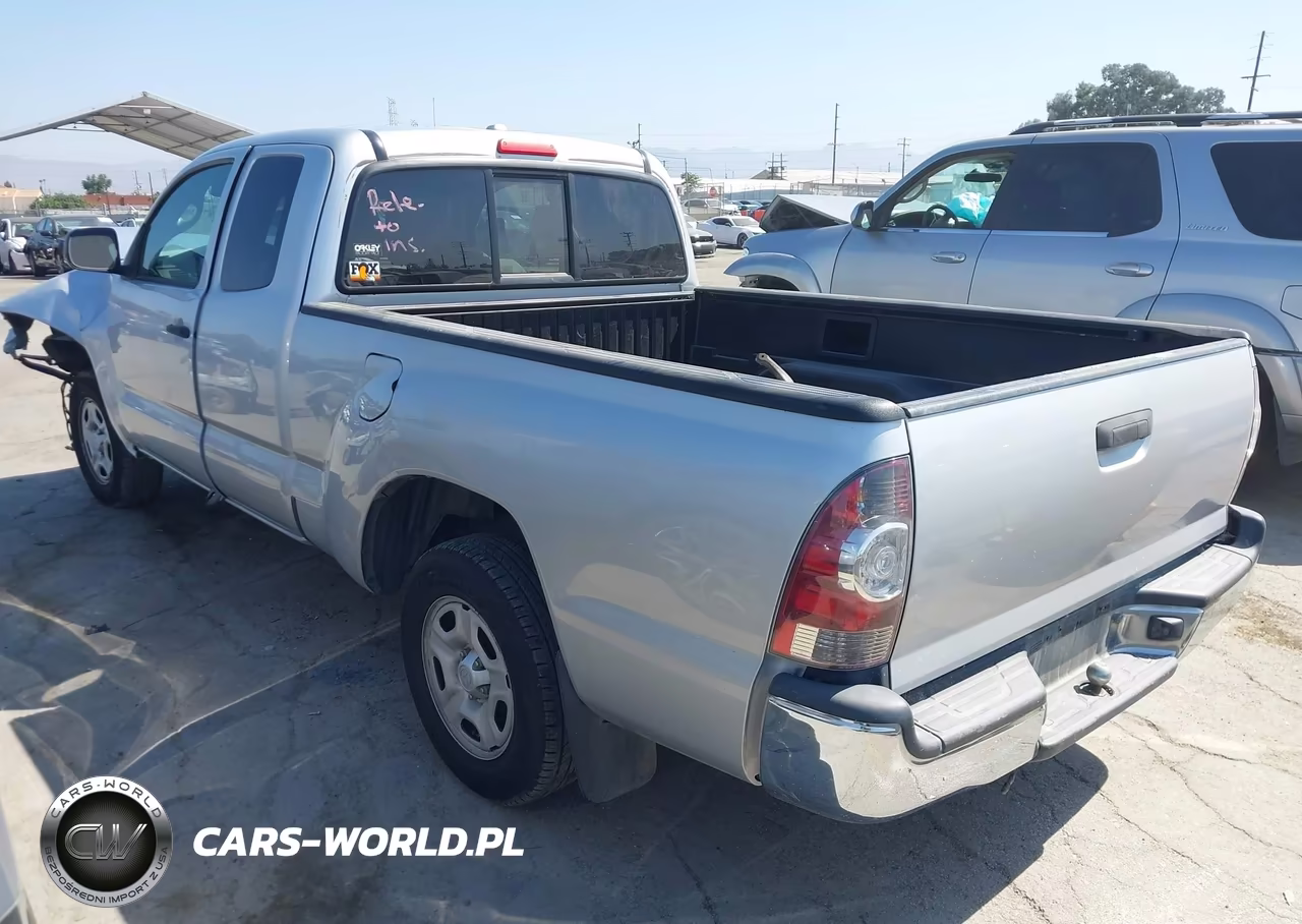 2010 Toyota Tacoma VIN:5TETX4CN5AZ737378 - 3