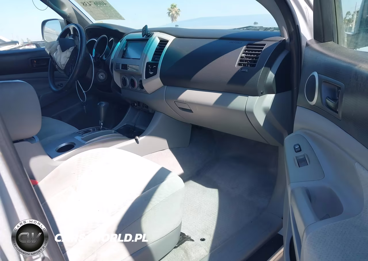2010 Toyota Tacoma VIN:5TETX4CN5AZ737378 - 5
