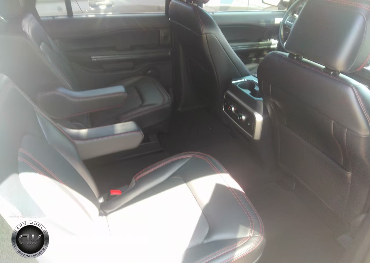 2024 Ford Expedition Limited VIN:1FMJU2A85REA61025 - 8