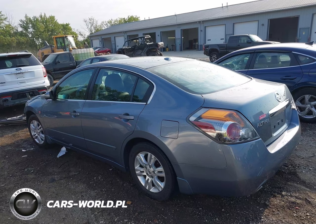 2010 Nissan Altima 2.5 S VIN:1N4AL2AP1AN416443 - 3