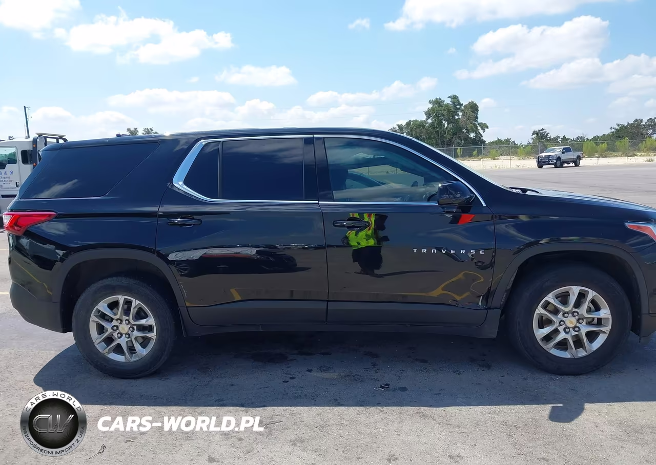 2019 Chevrolet Traverse Ls VIN:1GNERFKW3KJ307974 - 13