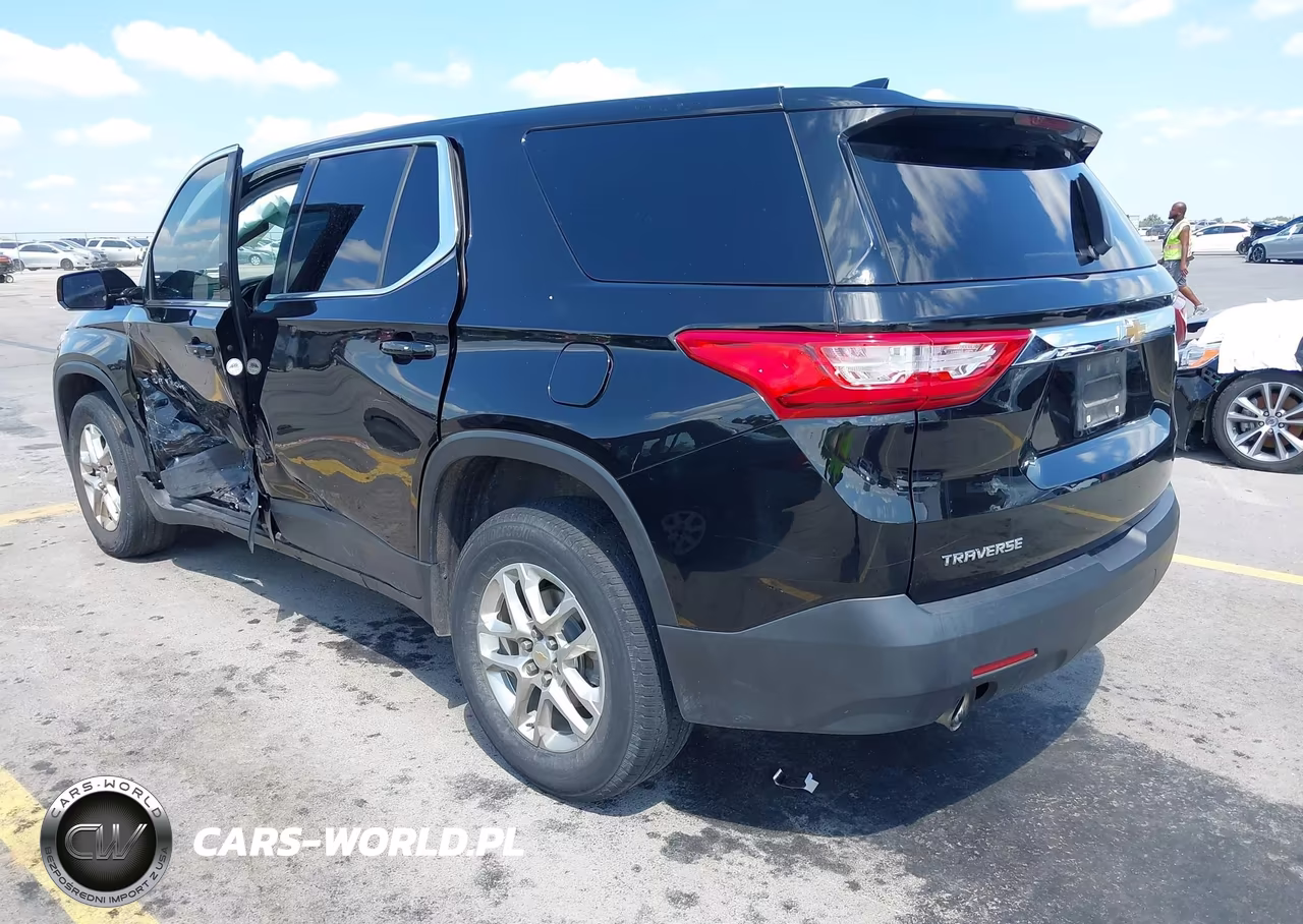 2019 Chevrolet Traverse Ls VIN:1GNERFKW3KJ307974 - 3