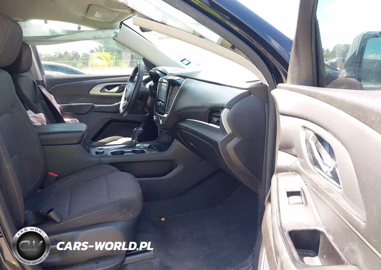 2019 Chevrolet Traverse Ls VIN:1GNERFKW3KJ307974 - 5