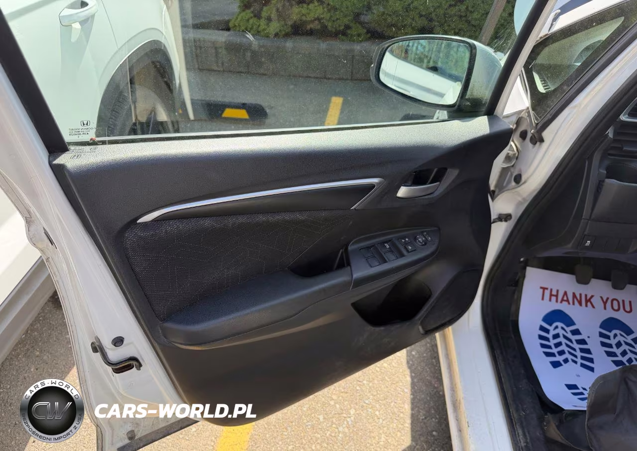 2013 Toyota Corolla Le VIN:JTDBU4EE2DJ114686 - 7