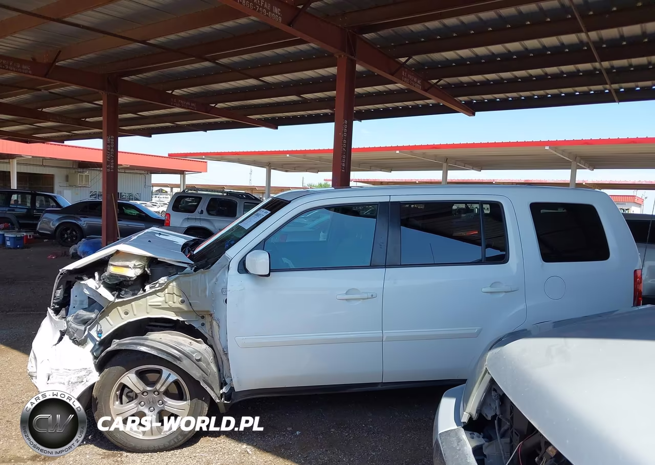 2015 Honda Pilot Se VIN:5FNYF3H33FB033828 - 15