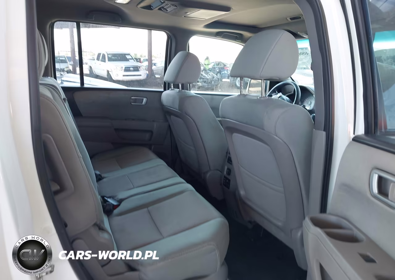 2015 Honda Pilot Se VIN:5FNYF3H33FB033828 - 8