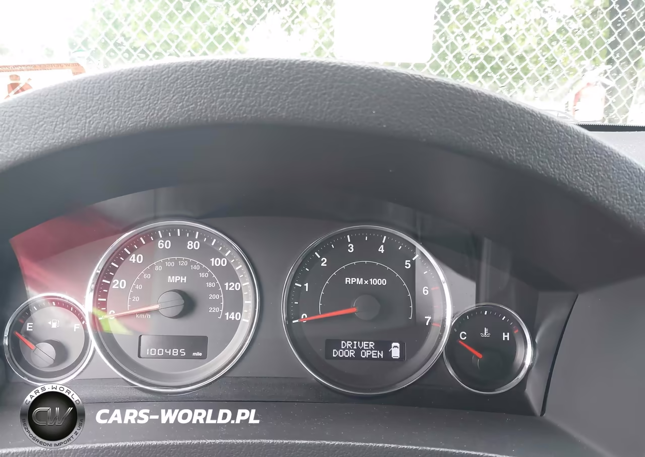 2010 Jeep Grand Cherokee Laredo VIN:1J4PR4GK0AC125965 - 7