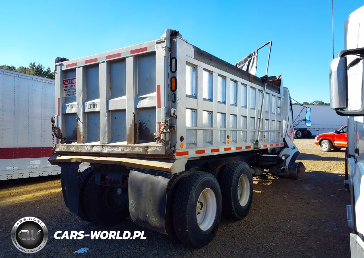 2000 Sterling Truck L8513 8513 VIN:2FWWMJBA7YAF49191 - 4