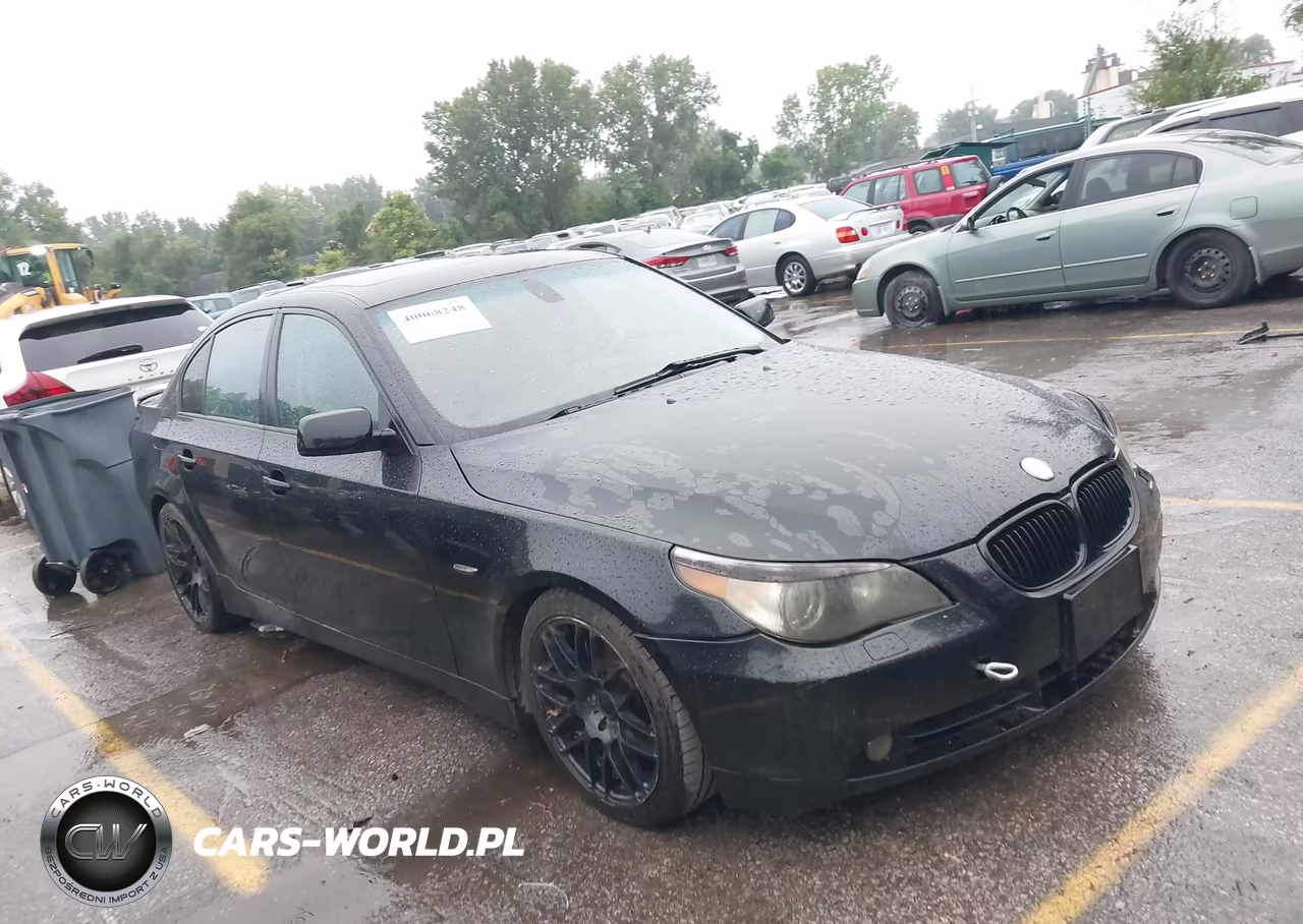 2004 BMW 545I