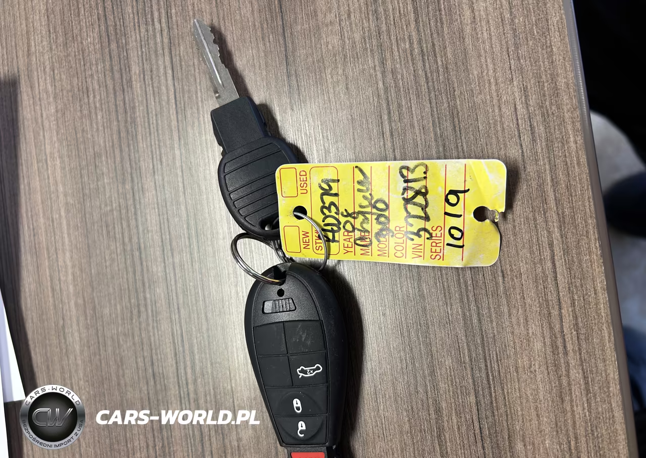 2008 Chrysler 300 Touring VIN:2C3KA53G68H22813 - 11