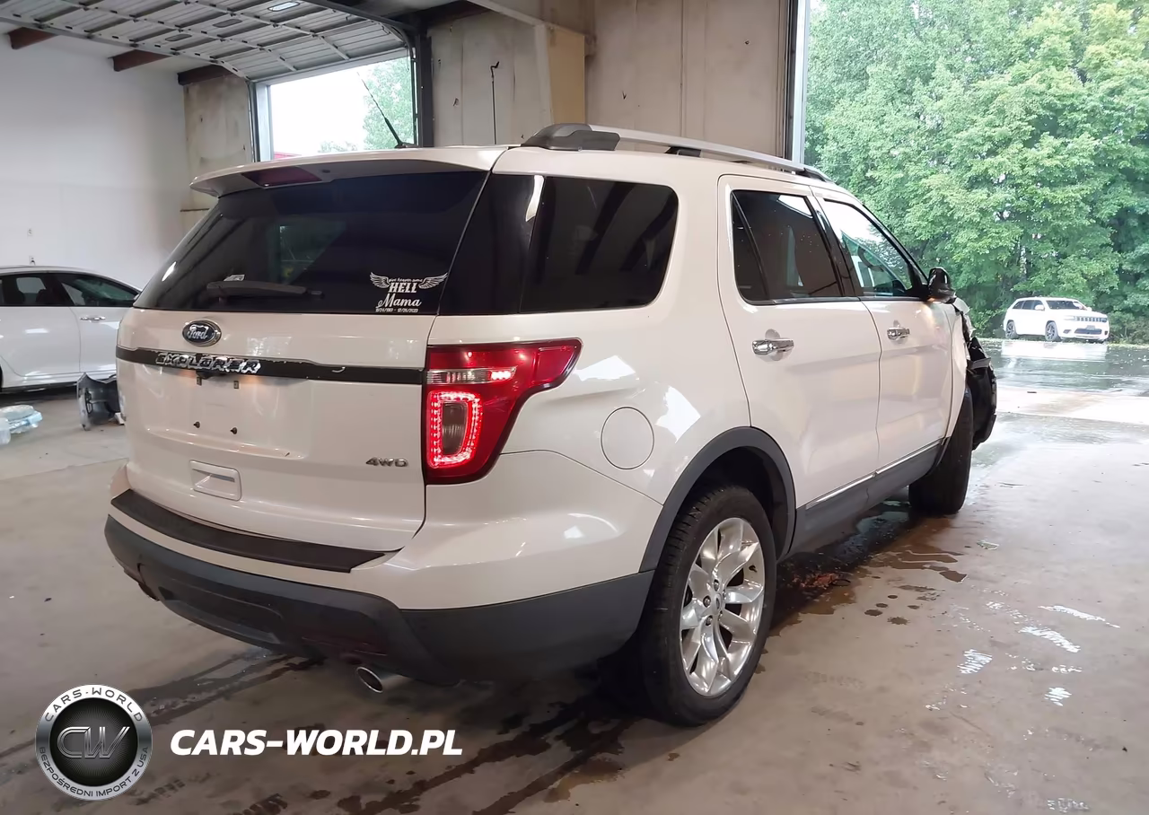 2015 Ford Explorer Xlt VIN:1FM5K8D82FGC32559 - 4