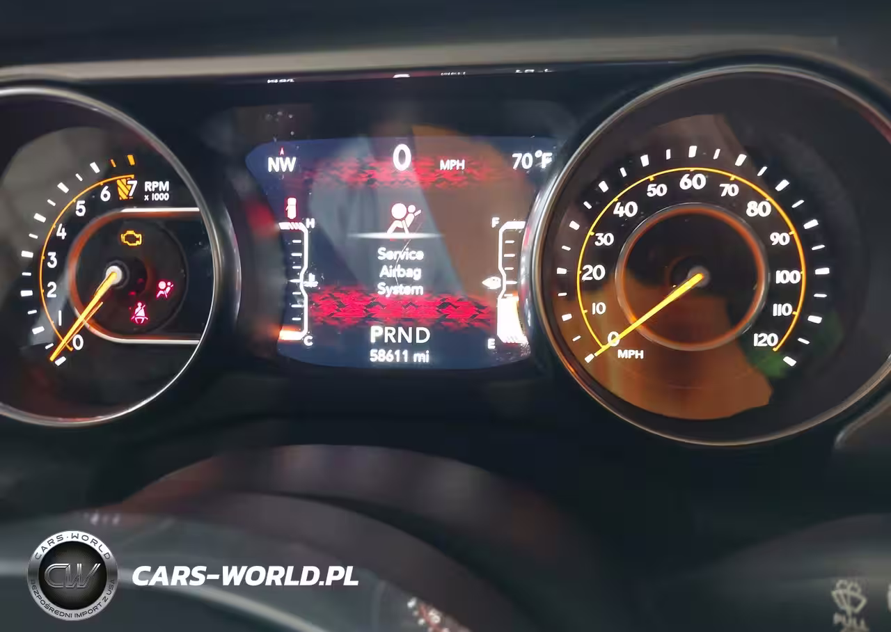 2019 Jeep Wrangler Unlimited Sahara 4X4 VIN:1C4HJXEG5KW528406 - 7