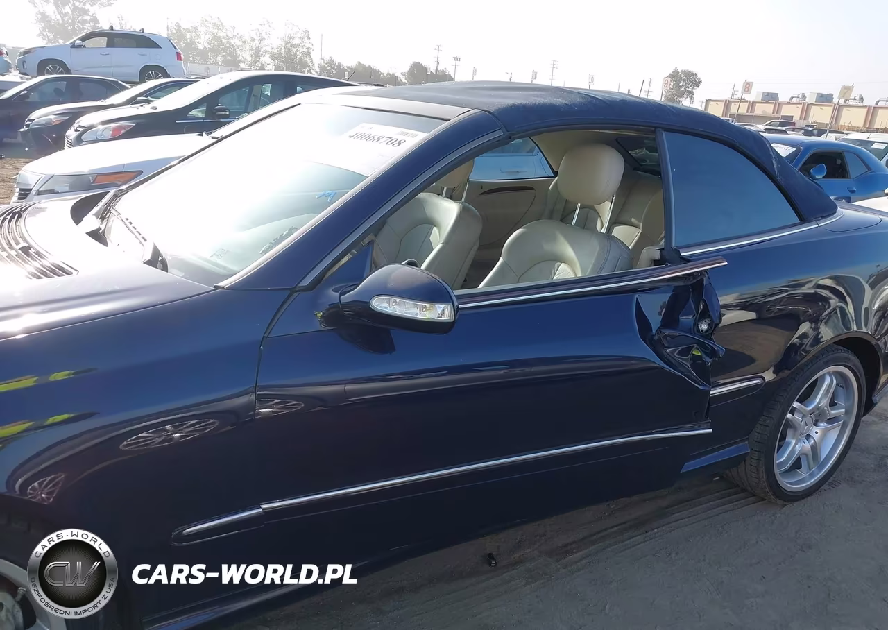 2009 Mercedes-Benz Clk 550 VIN:WDBTK72F99T102148 - 6
