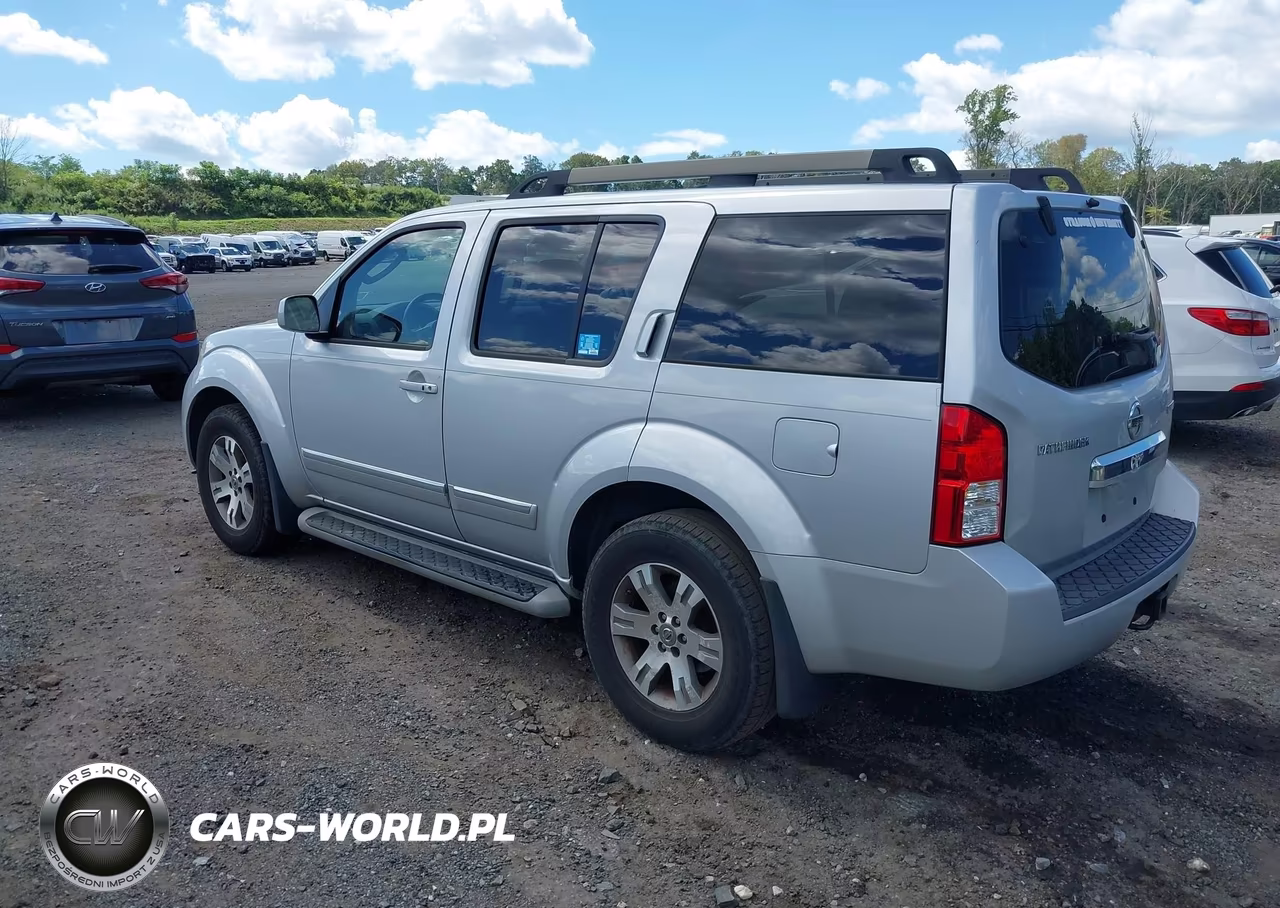 2012 Nissan Pathfinder Silver VIN:5N1AR1NB7CC606324 - 3