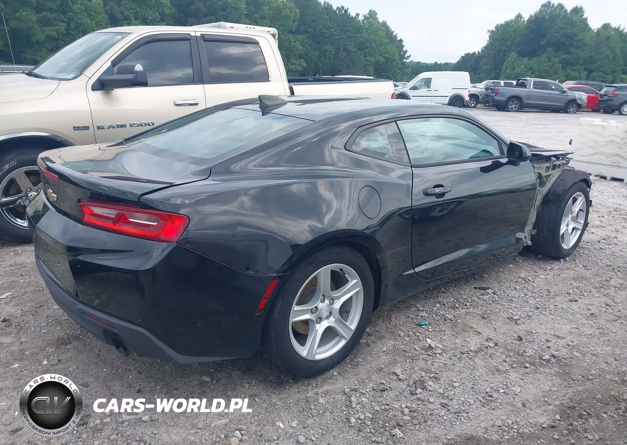 2018 Chevrolet Camaro 1Lt VIN:1G1FB1RX9J0172001 - 4