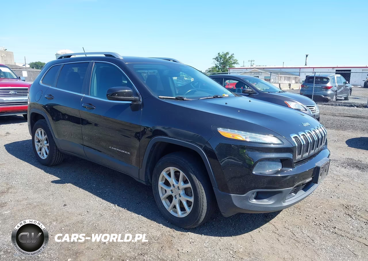 2014 Jeep Cherokee Altitude-Latitude
