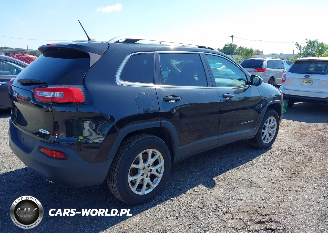 2014 Jeep Cherokee Altitude-Latitude VIN:1C4PJMCB7EW190237 - 4