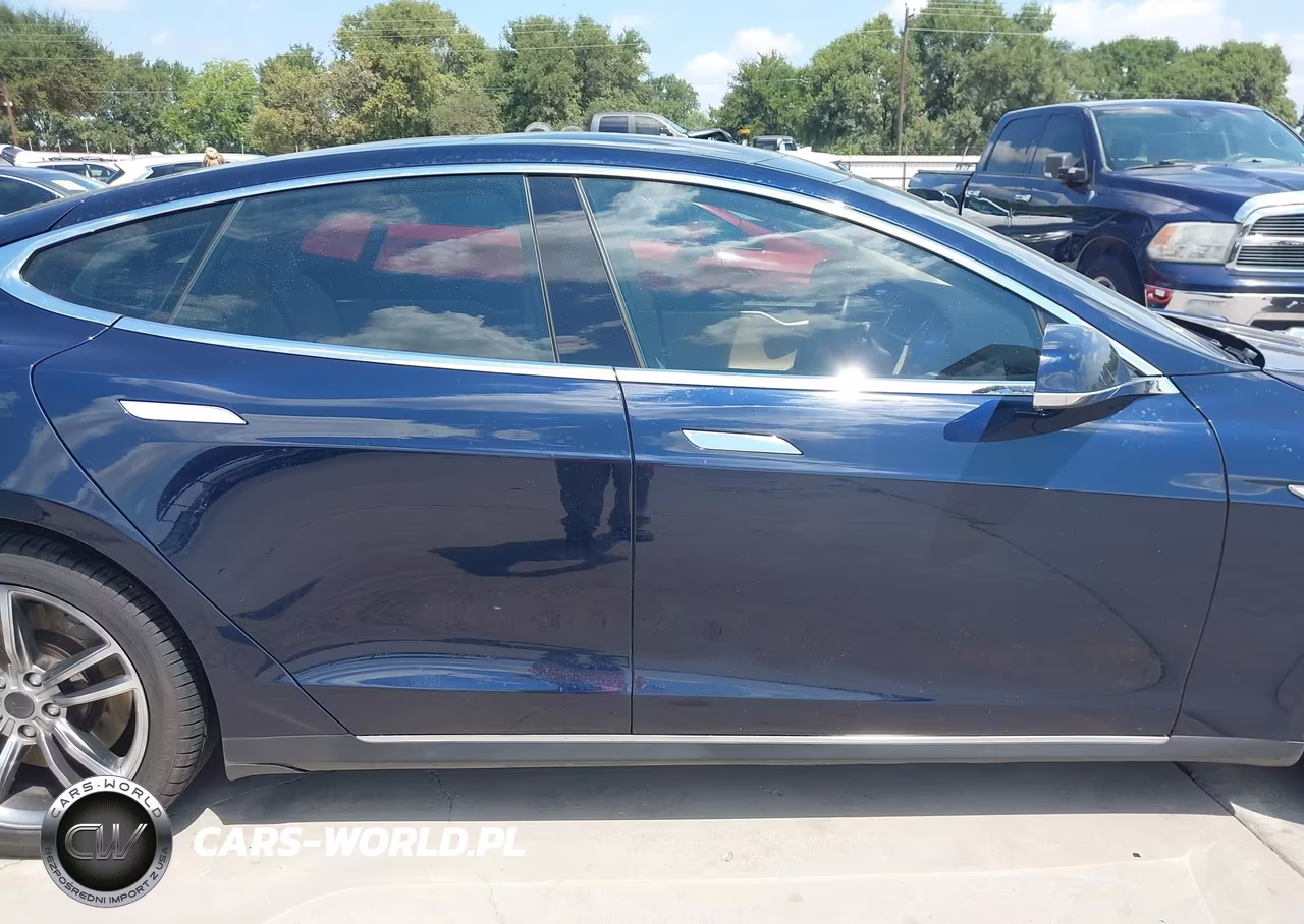 2013 Tesla Model S VIN:5YJSA1AG8DFP08267 - 13