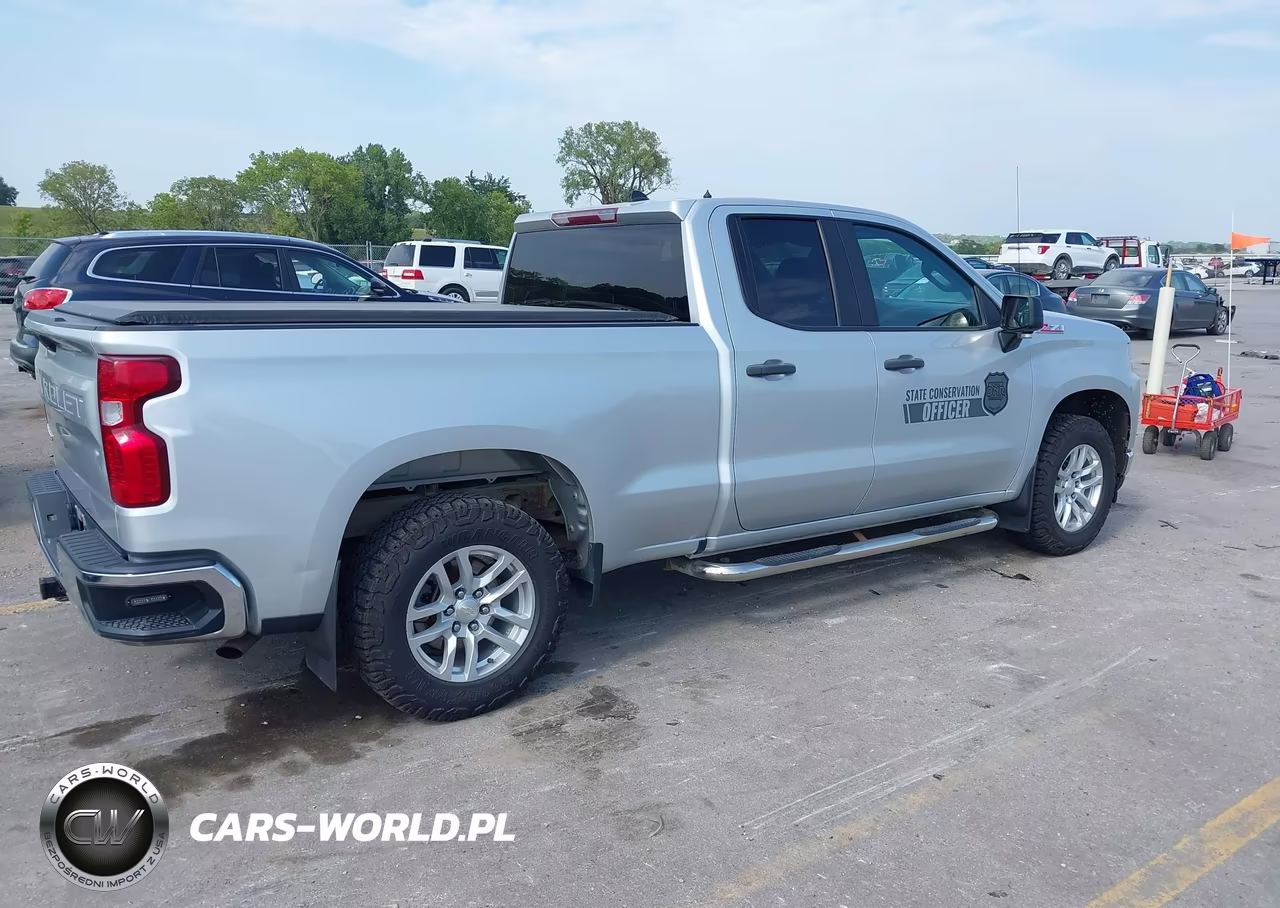 2020 Chevrolet Silverado 1500 4Wd Double Cab Standard Bed Wt VIN:1GCRYAEF4LZ196494 - 4