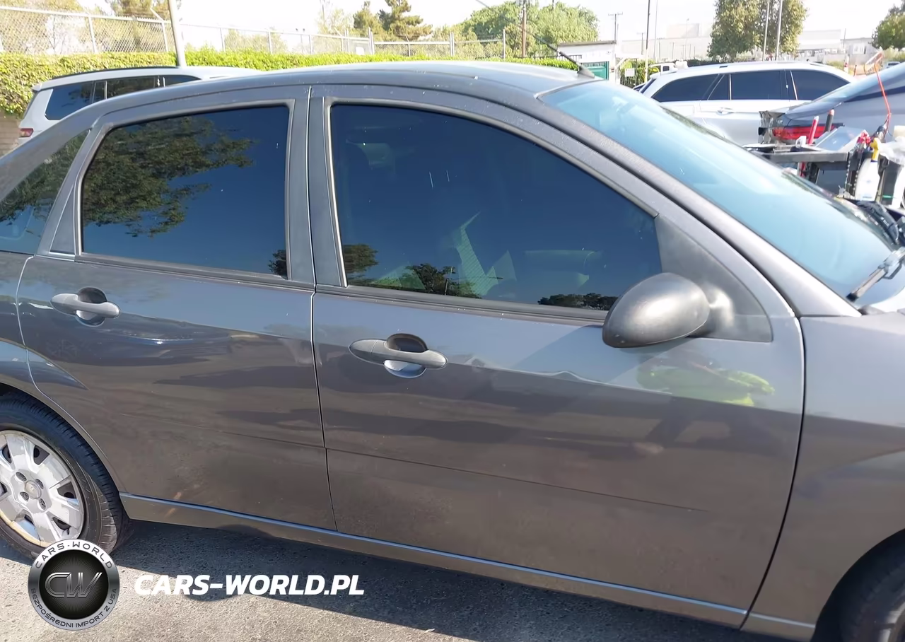 2007 Ford Focus S-Se-Ses VIN:1FAHP34NX7W297765 - 14
