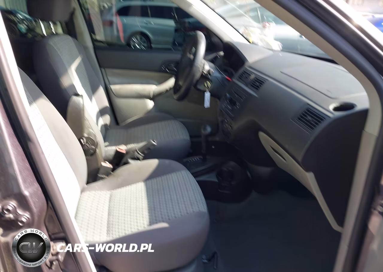 2007 Ford Focus S-Se-Ses VIN:1FAHP34NX7W297765 - 5