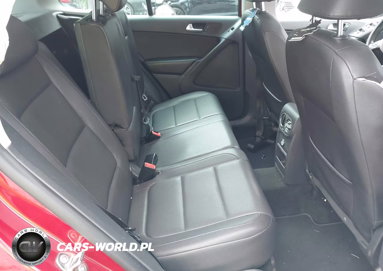 2011 Volkswagen Tiguan S VIN:WVGBV7AX1BW000454 - 8