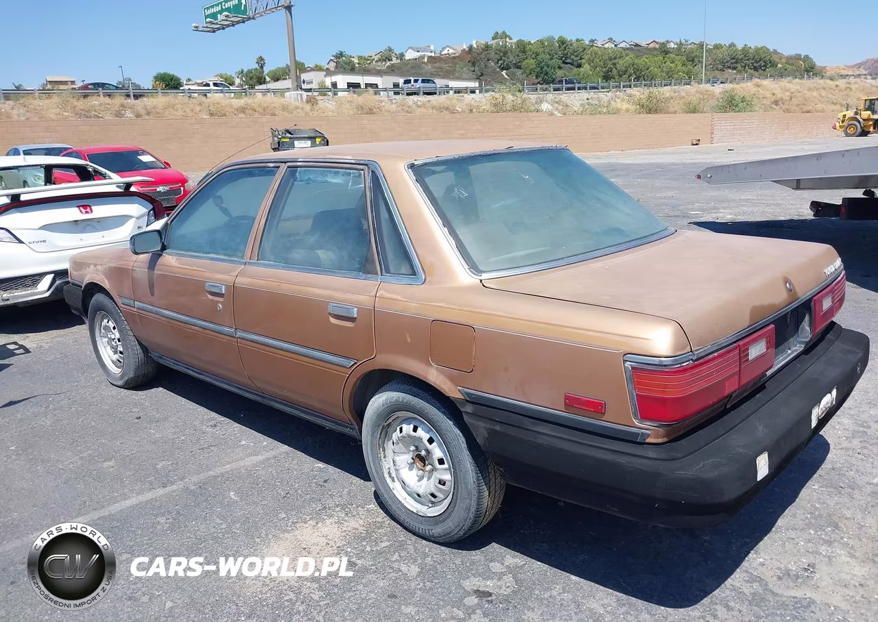 1989 Toyota Camry VIN:JT2SV24E0K3362142 - 3