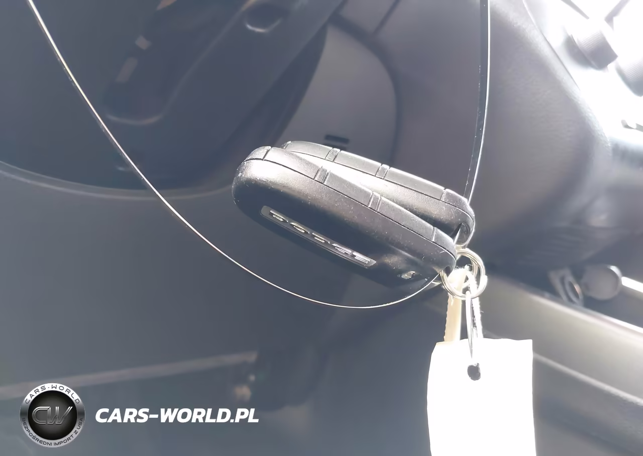 2018 Dodge Journey Se VIN:3C4PDCAB9JT381503 - 11