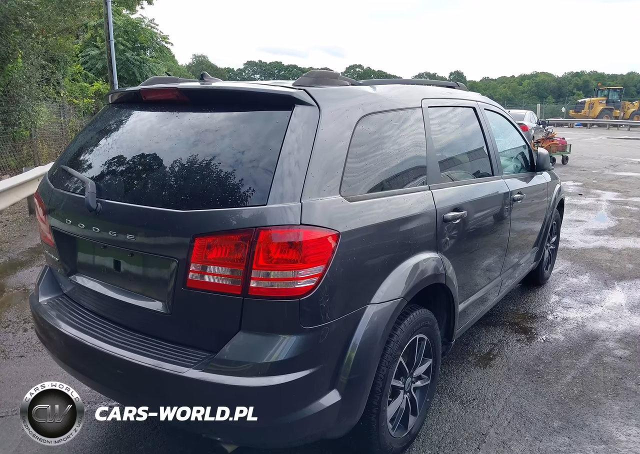2018 Dodge Journey Se VIN:3C4PDCAB9JT381503 - 4
