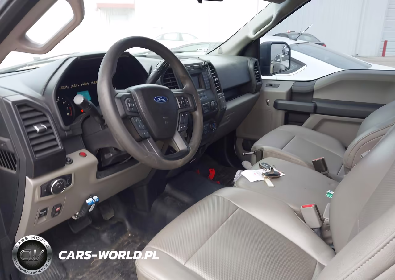 2017 Ford F150 Supercrew VIN:1FTEW1E84HKE26203 - 6