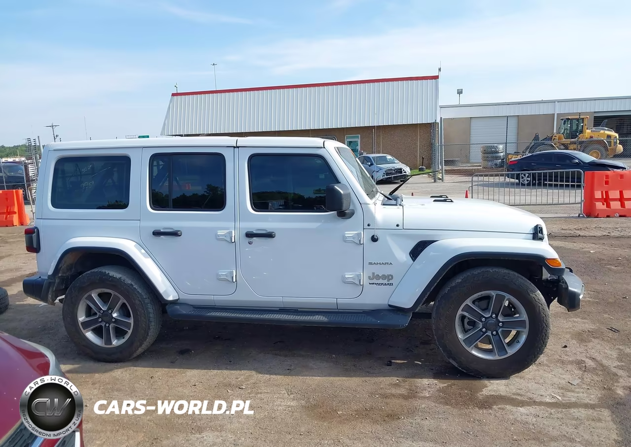 2019 Jeep Wrangler Unlimited Sahara 4X4 VIN:1C4HJXEN3KW543050 - 14