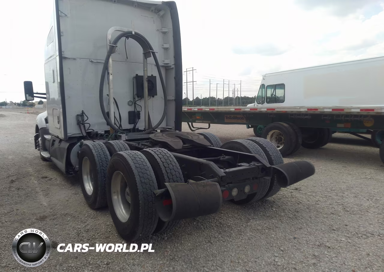 2017 Kenworth T680 VIN:1XKYDP9X3HJ127304 - 3