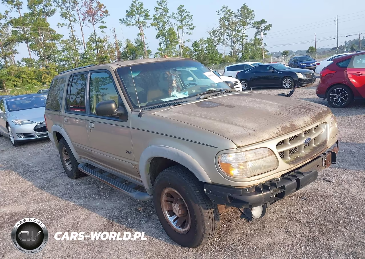 1999 Ford Explorer