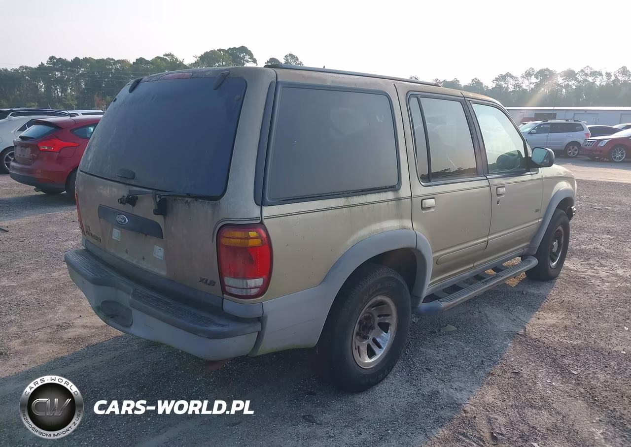 1999 Ford Explorer VIN:1FMZU32X3XZC03392 - 4