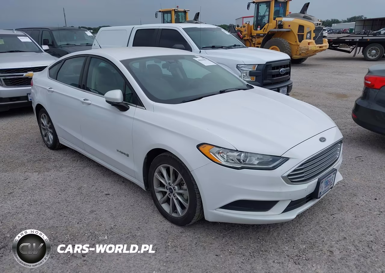 2017 Ford Fusion S Hybrid