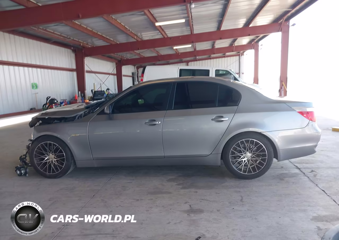 2007 BMW 525I VIN:WBANE53537CW61457 - 15