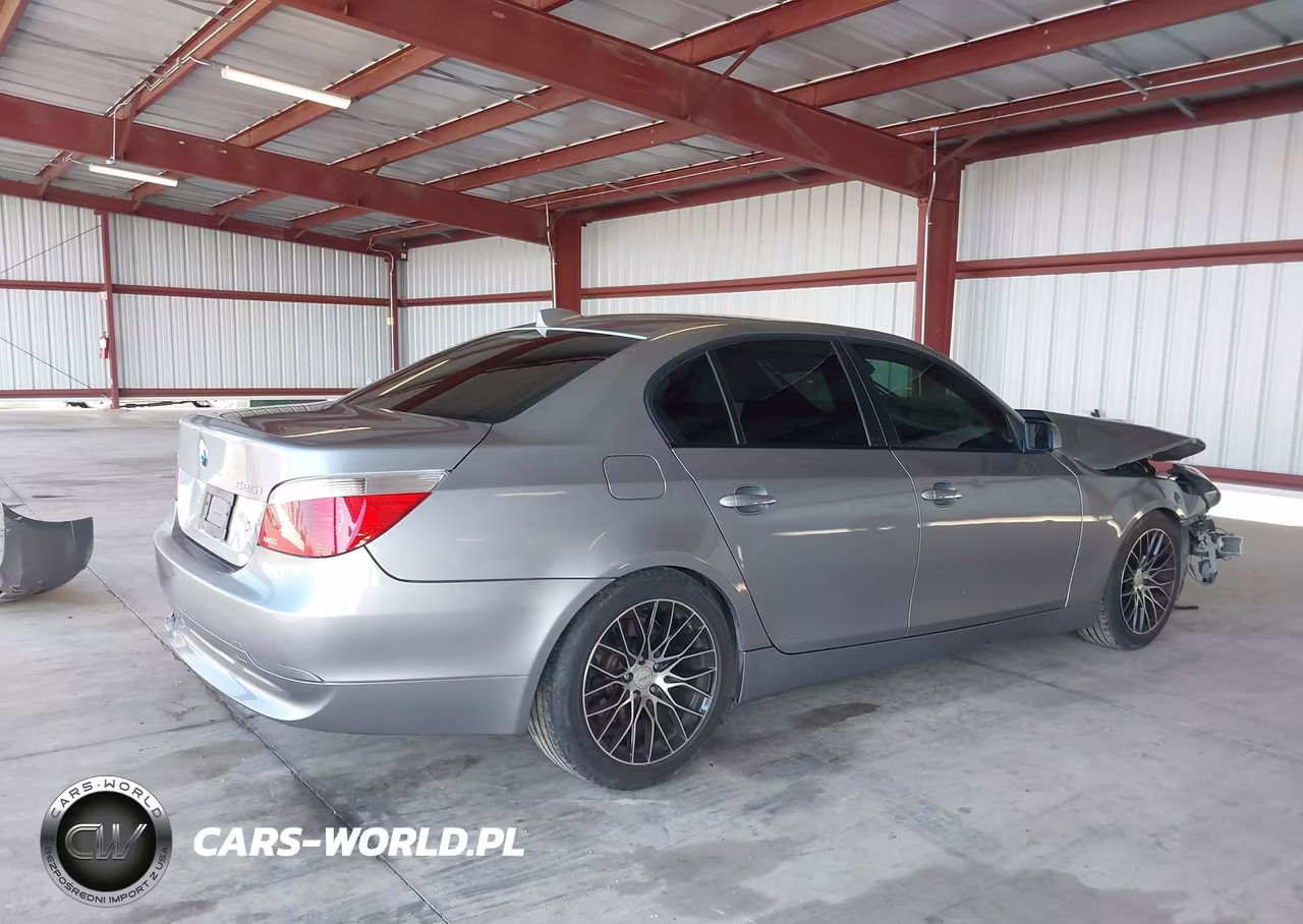2007 BMW 525I VIN:WBANE53537CW61457 - 4
