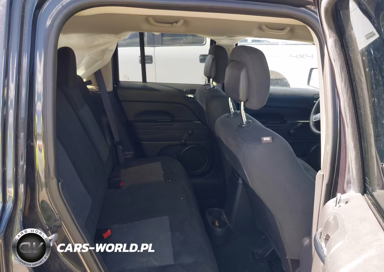 2016 Jeep Patriot Sport VIN:1C4NJPBA5GD609413 - 8