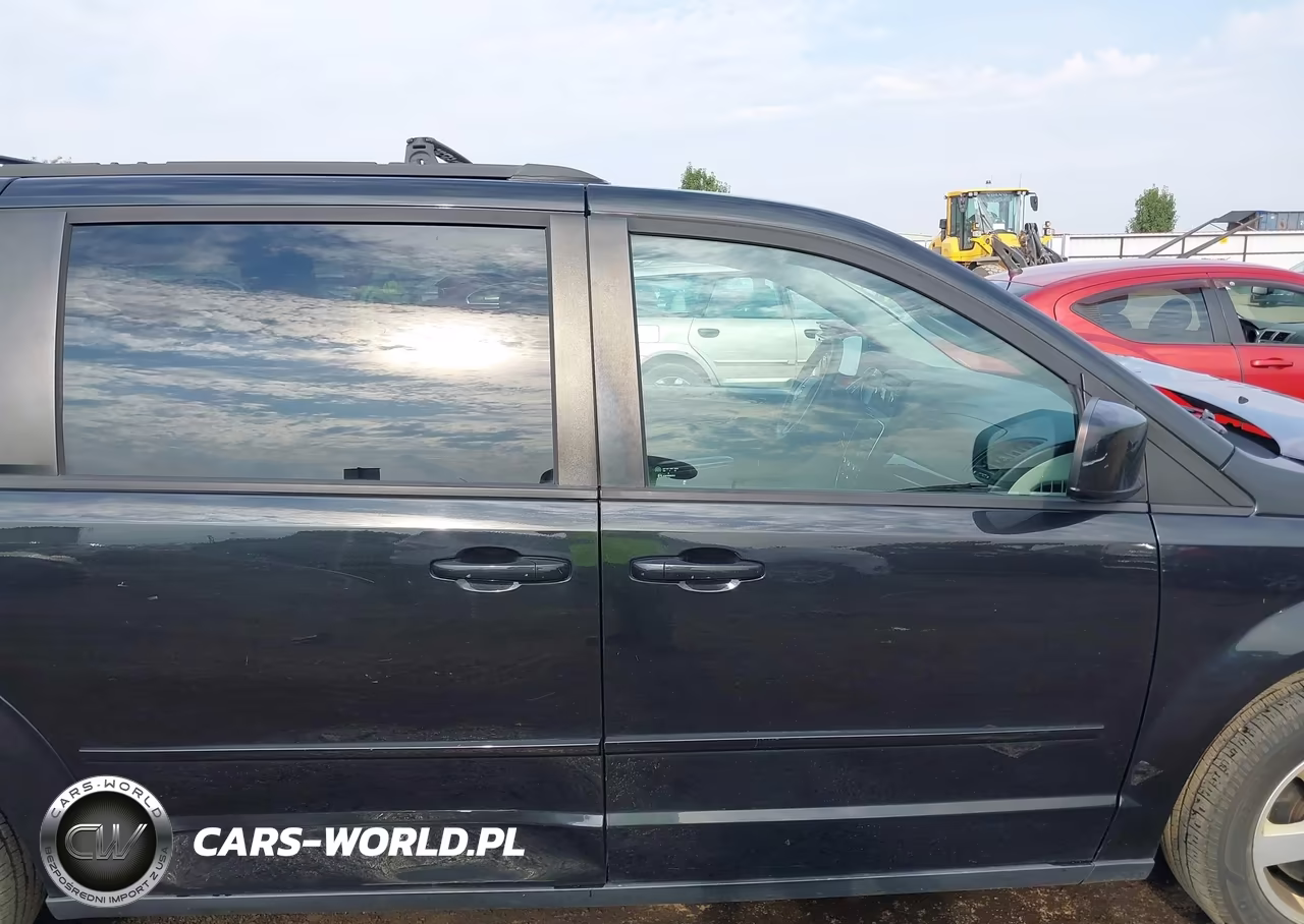 2012 Dodge Grand Caravan Sxt VIN:2C4RDGCG2CR334070 - 13