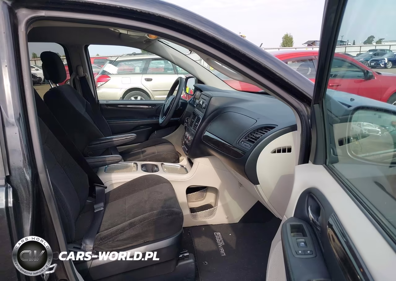 2012 Dodge Grand Caravan Sxt VIN:2C4RDGCG2CR334070 - 5