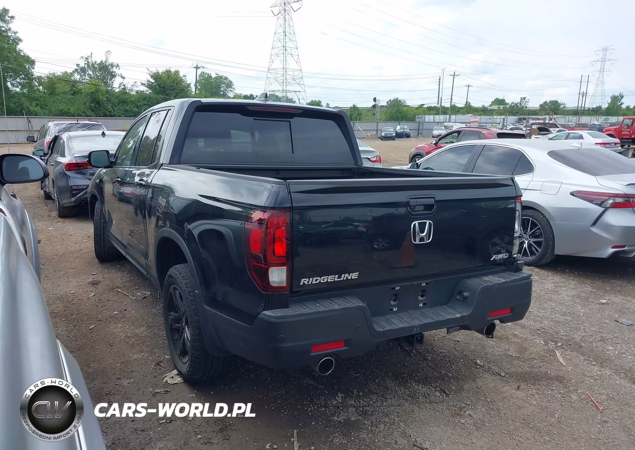 2023 Honda Ridgeline Black Edition VIN:5FPYK3F81PB016691 - 3