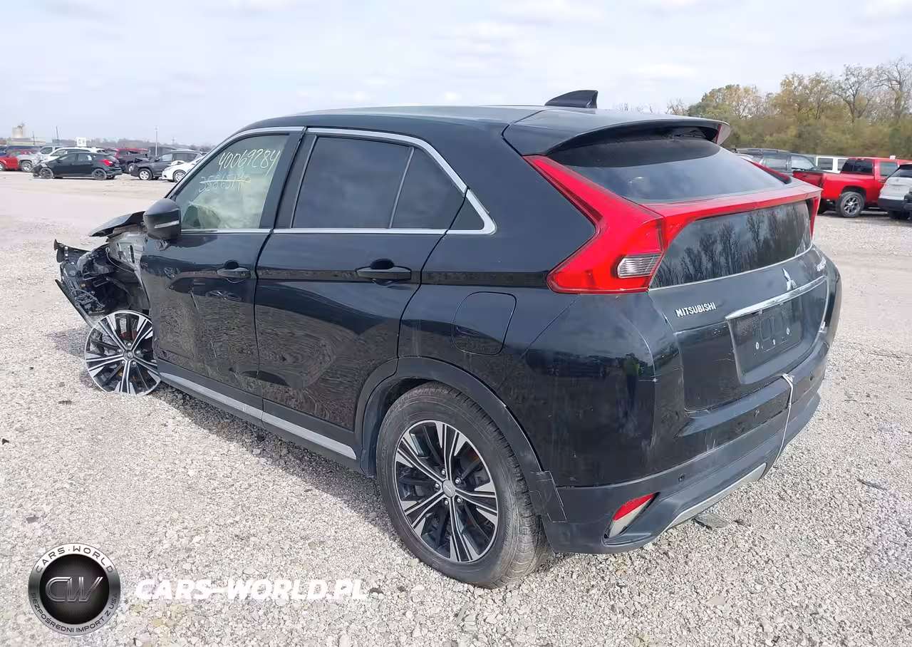 2018 MITSUBISHI ECLIPSE CROSS SEL VIN:JA4AT5AA4JZ048317 - 3